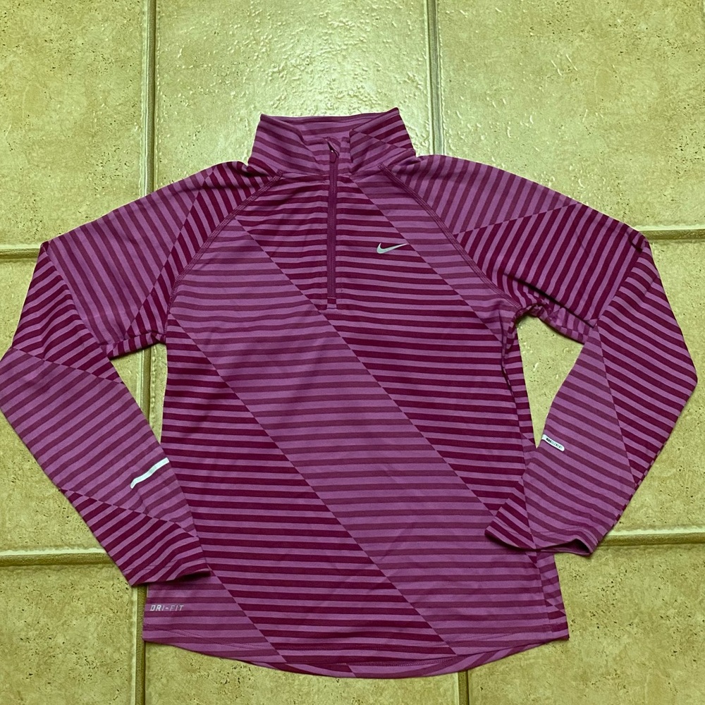 Girls Nike Quater Zip